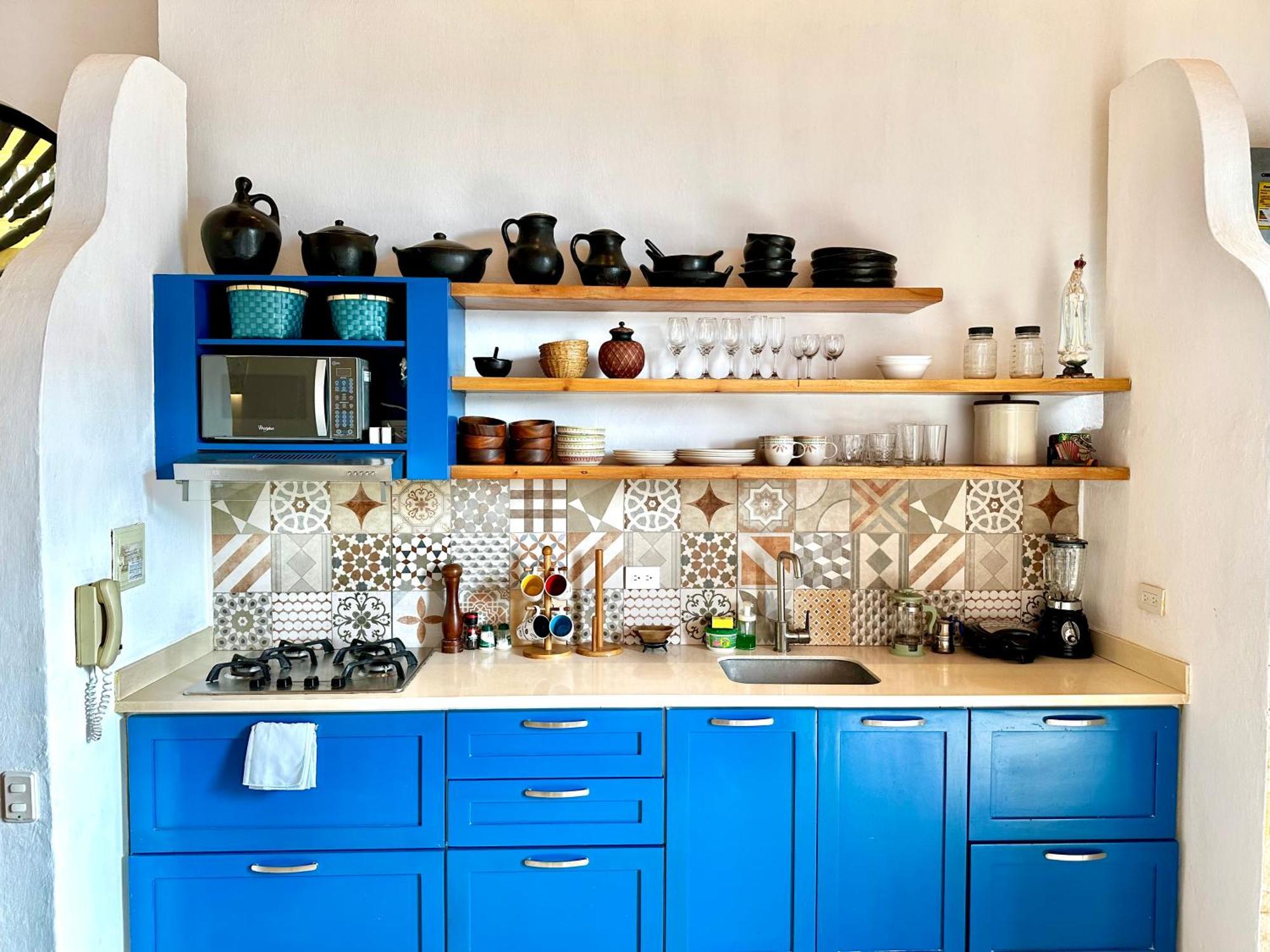 Calamari Homes - El Porvenir 305 - Walled *