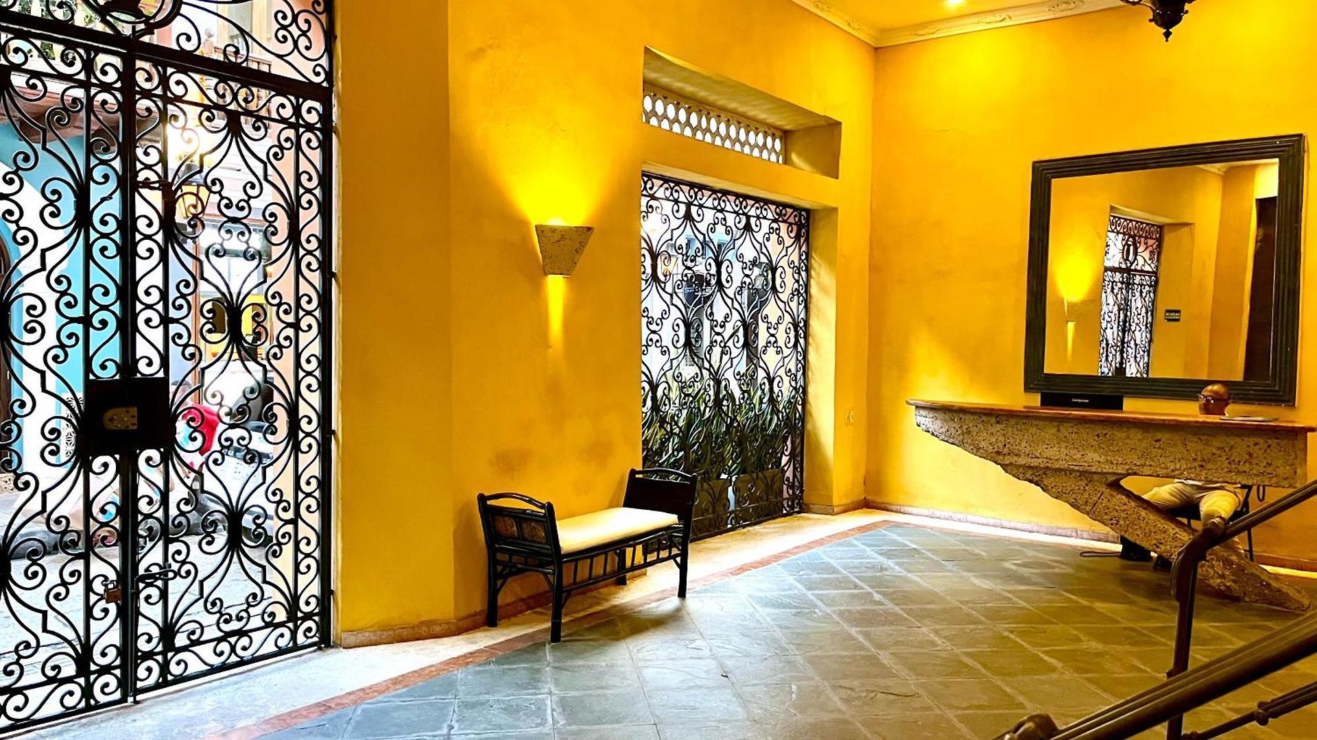 Calamari Homes - El Porvenir 305 - Walled Apartamento Cartagena